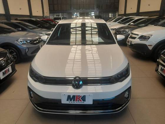 VOLKSWAGEN VIRTUS 1.0 200 TSI HIGHLINE AUTOMÁTICO